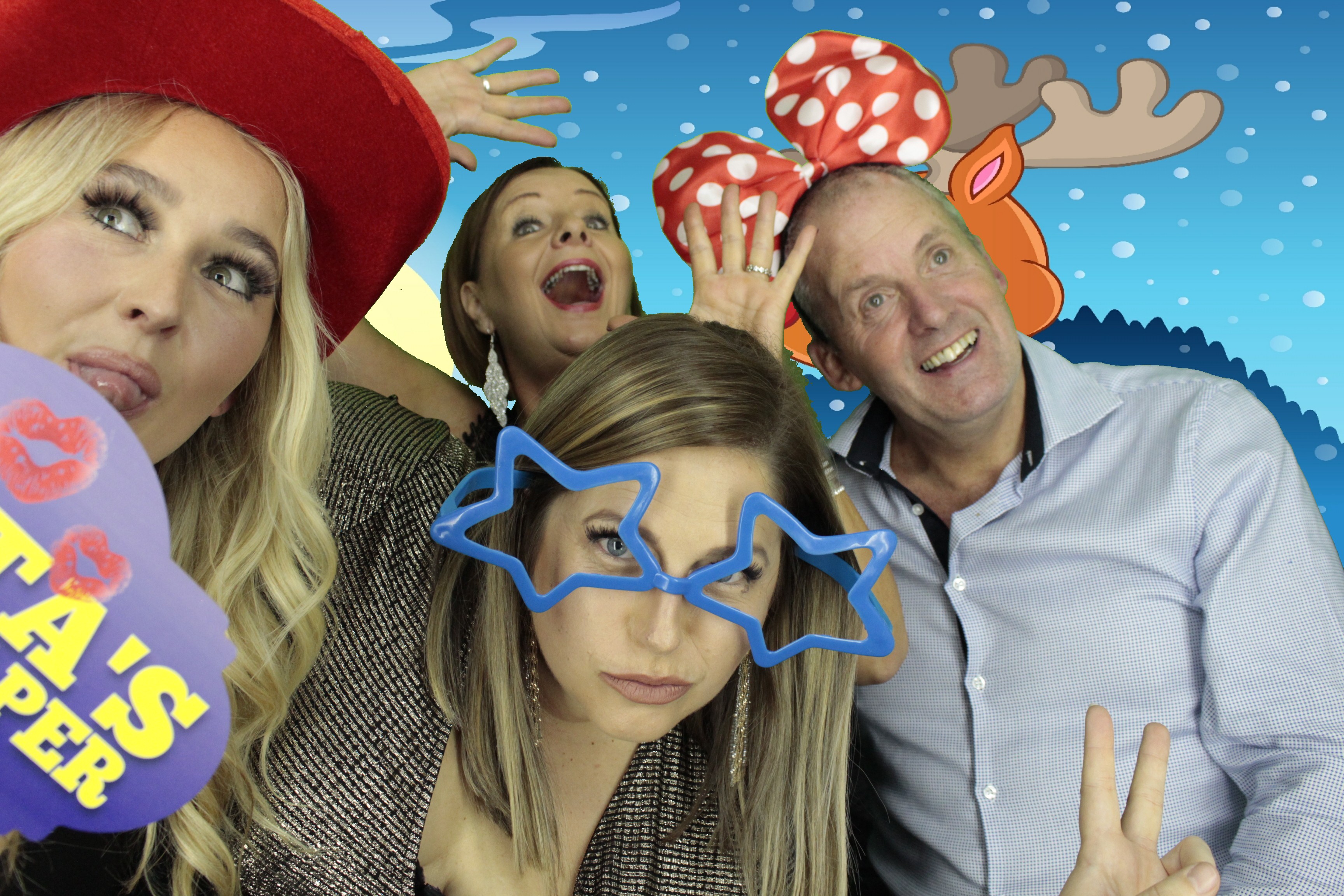 Ocean Network Express Christmas Party 2019 | View more photos from the event at gallery.myphotoboothexperience.co.uk/u/MyPhotoBoothExperienceLtd/Ocean-Network-Express-Christmas-Party-2019